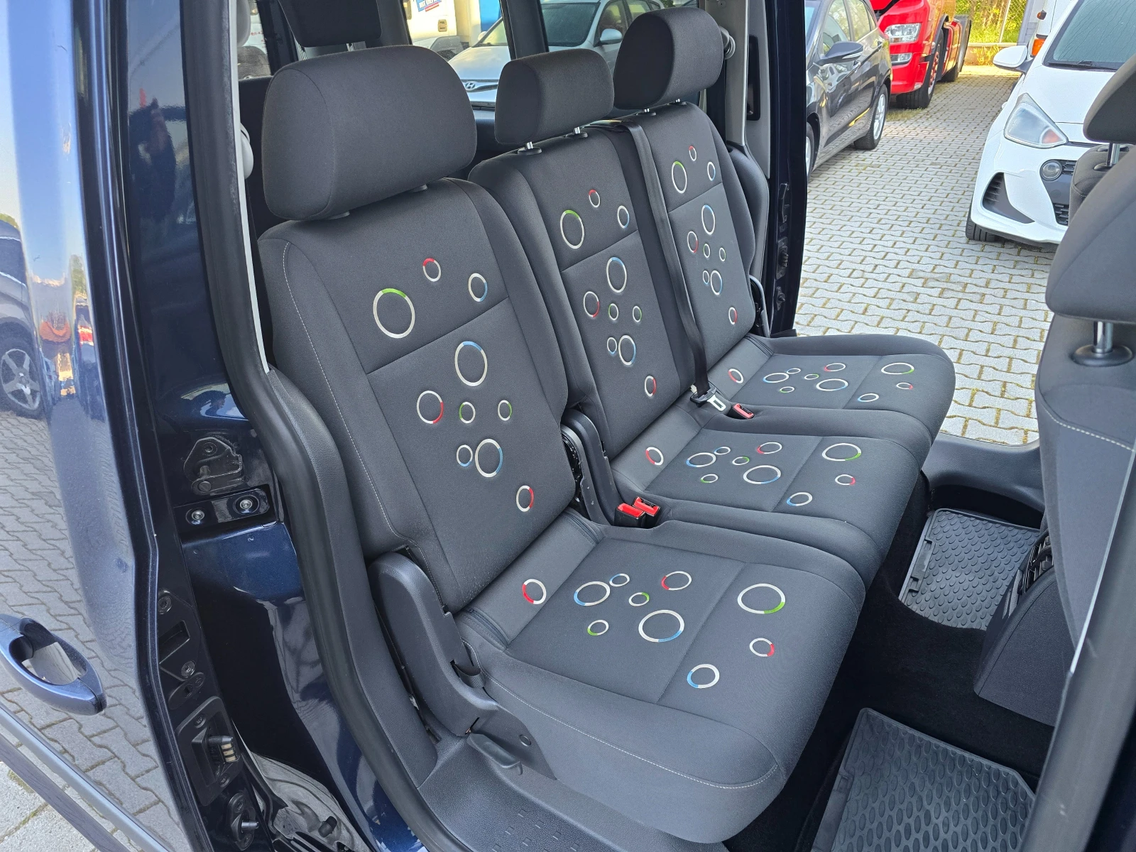 VW Caddy MAXi!! 7-МЕСТА!! ТОП!! , снимка 15 - Автомобили и джипове - 54348101