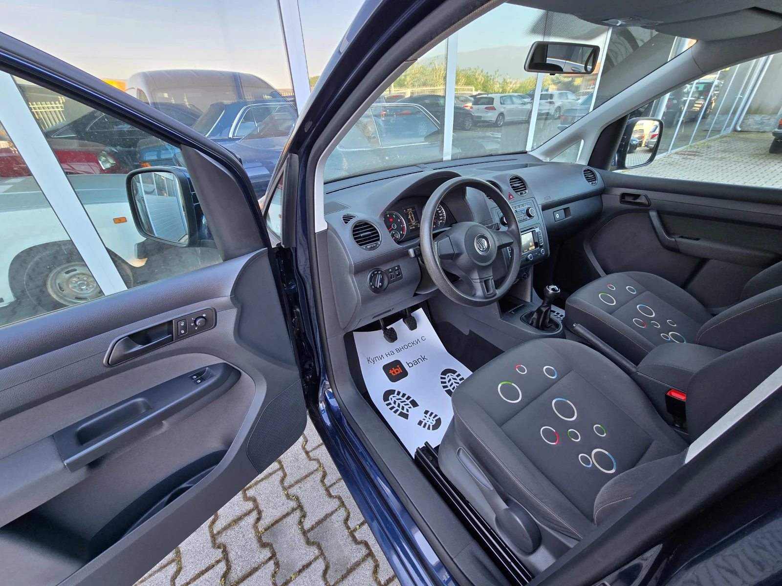 VW Caddy MAXi!! 7-МЕСТА!! ТОП!! , снимка 9 - Автомобили и джипове - 54348101