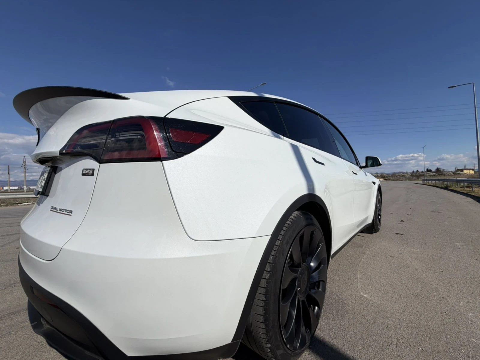 Tesla Model Y Performance, снимка 10 - Автомобили и джипове - 54505777