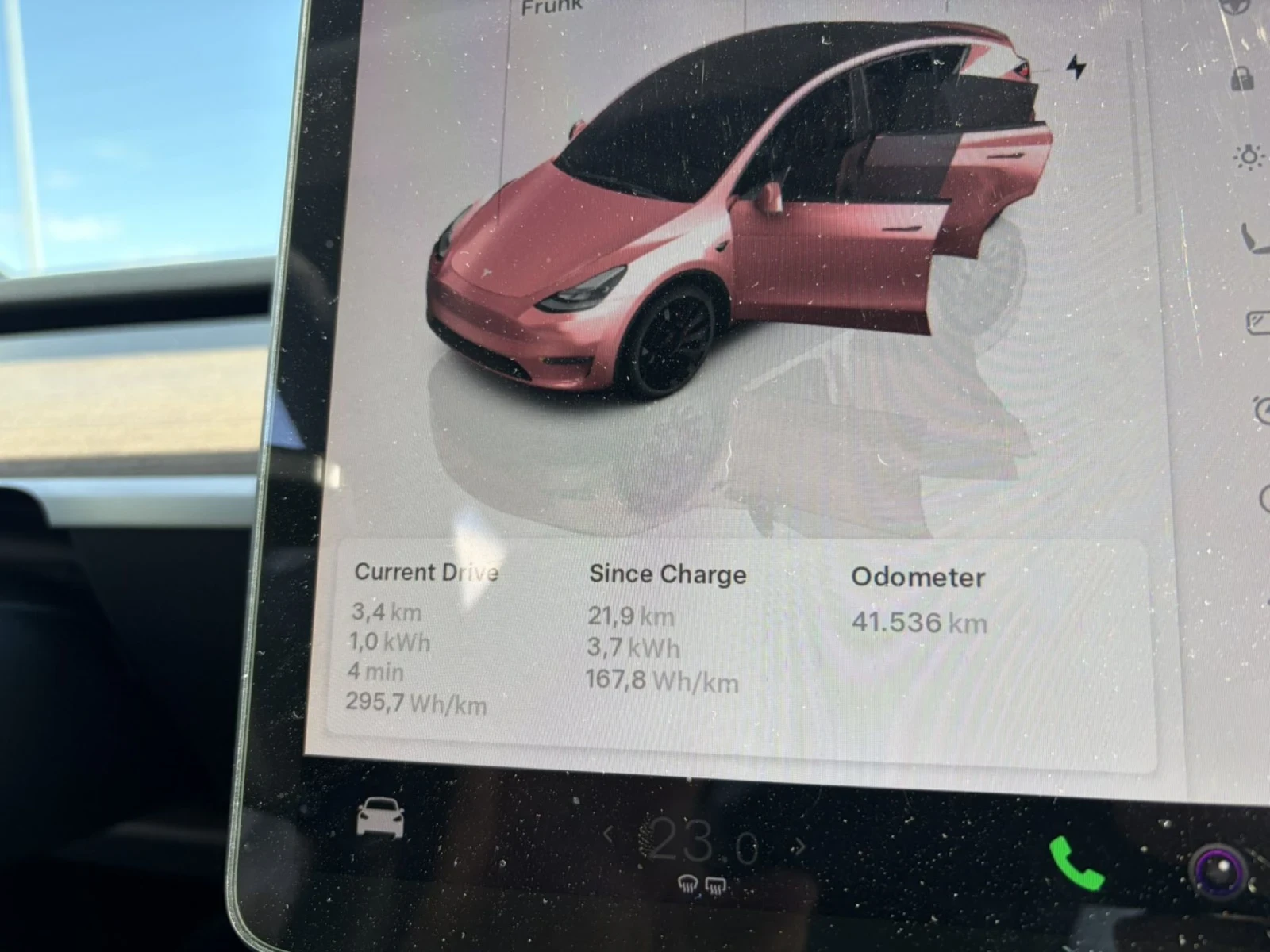 Tesla Model Y Performance, снимка 17 - Автомобили и джипове - 54505777