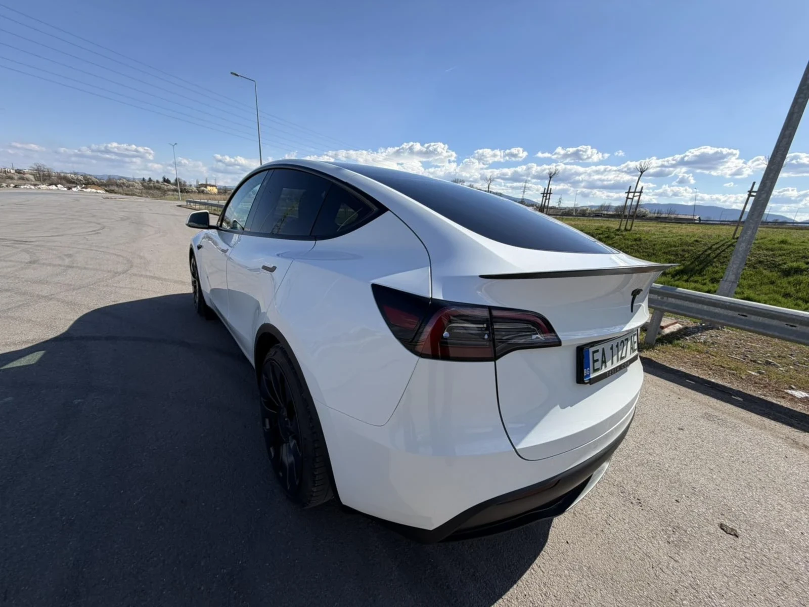 Tesla Model Y Performance, снимка 3 - Автомобили и джипове - 54505777