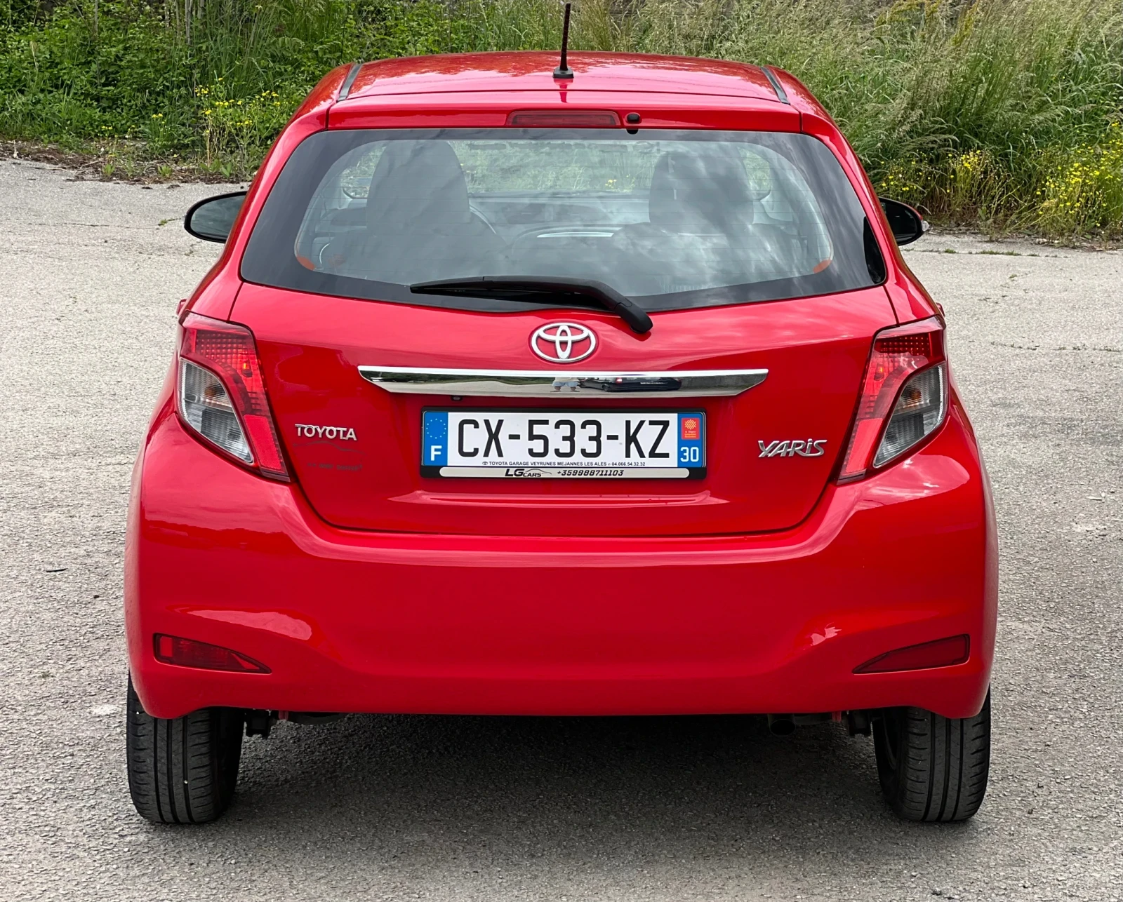 Toyota Yaris 1.4 D4D KEYLESS NAVI KAMERA , снимка 5 - Автомобили и джипове - 54610590