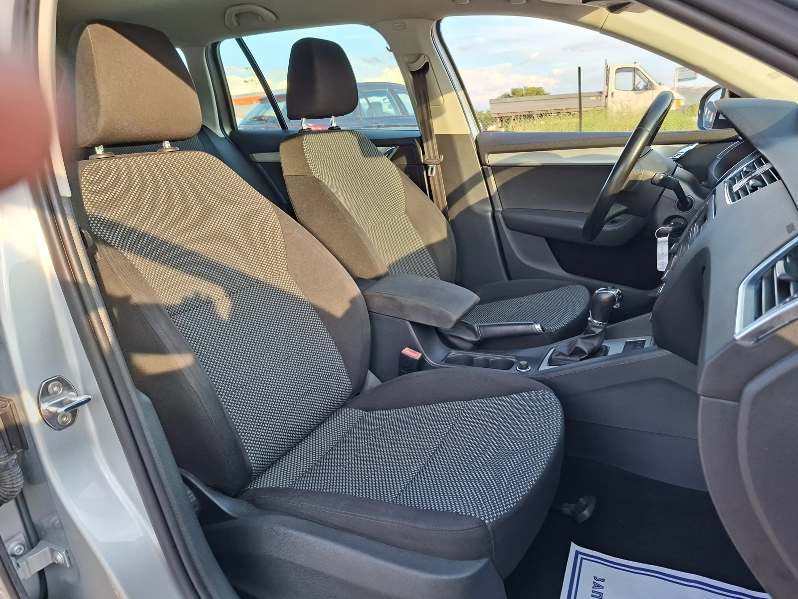 Skoda Octavia 1.6TDI* AUTOMATIC-DSG* 36�. � 223EUR. *  | Mobile.bg � ����������� 13