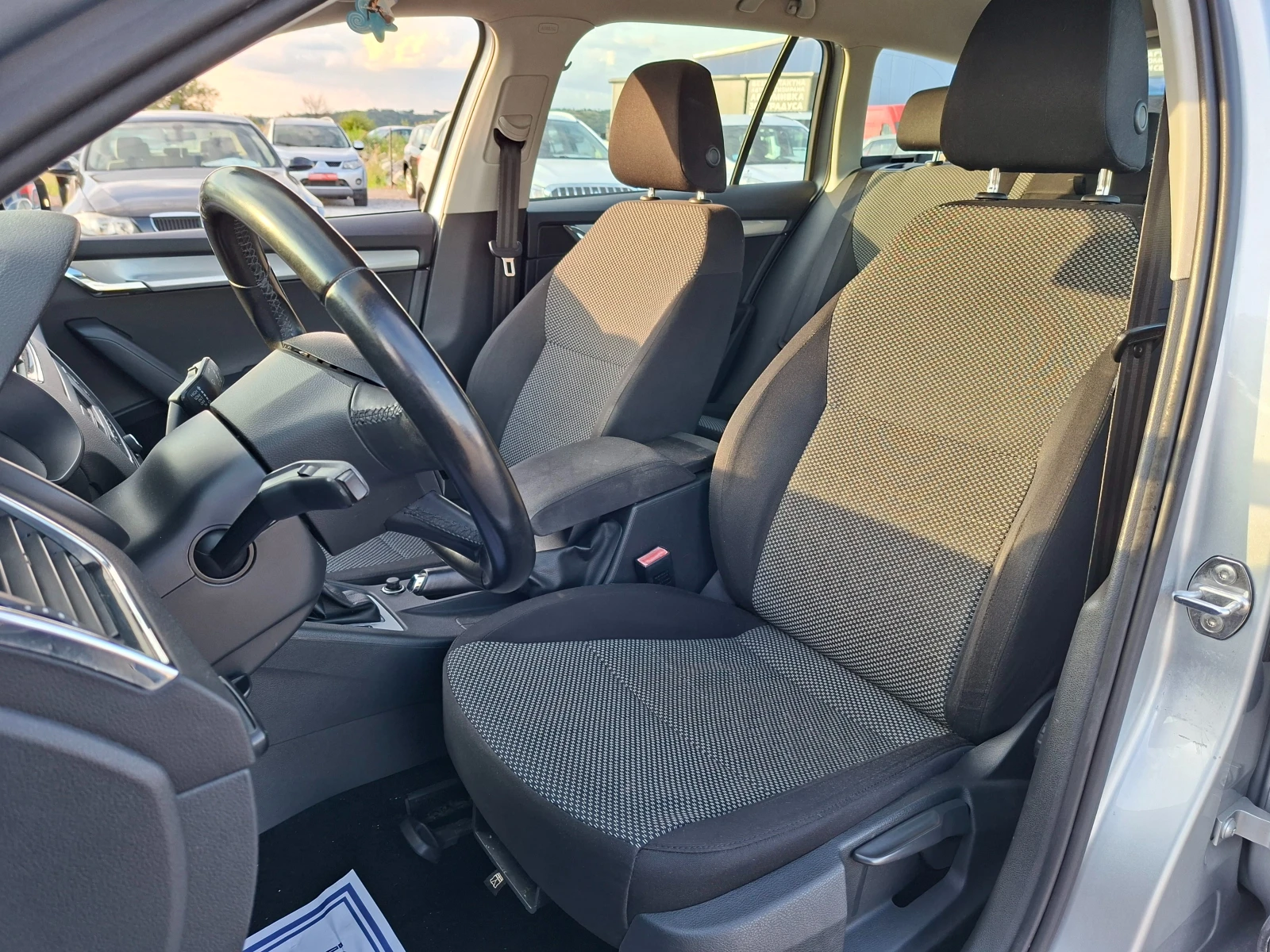 Skoda Octavia 1.6TDI* AUTOMATIC-DSG* 36�. � 223EUR. *  | Mobile.bg � ����������� 9
