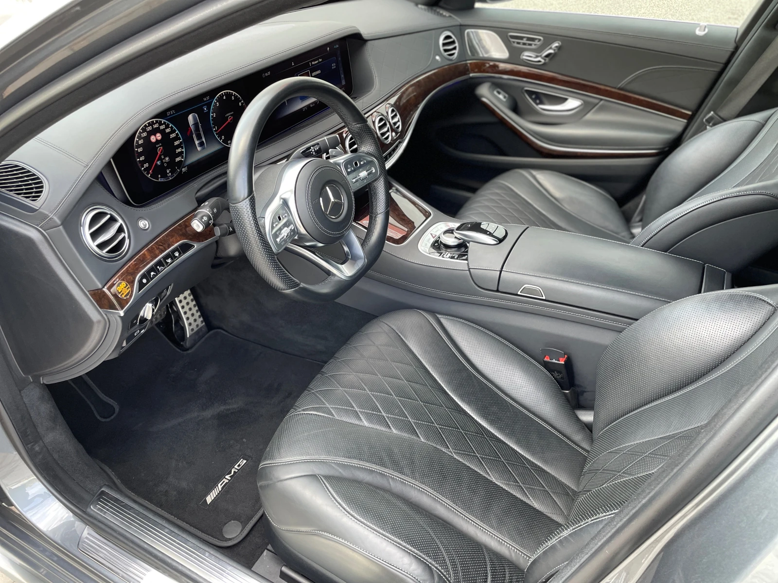 Mercedes-Benz S 560 AMG 4-Matic, снимка 7 - Автомобили и джипове - 54637856