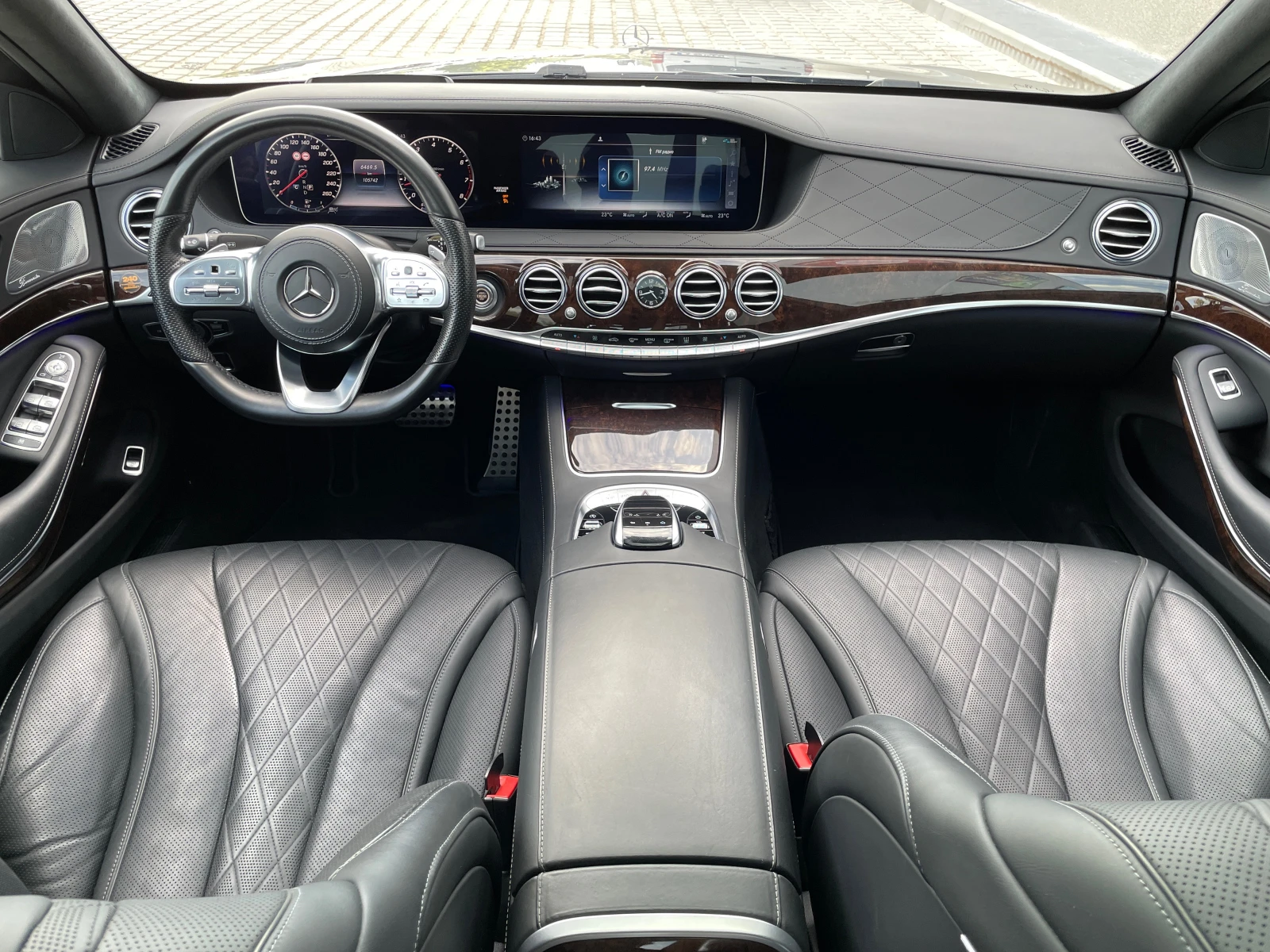 Mercedes-Benz S 560 AMG 4-Matic, снимка 13 - Автомобили и джипове - 54637856