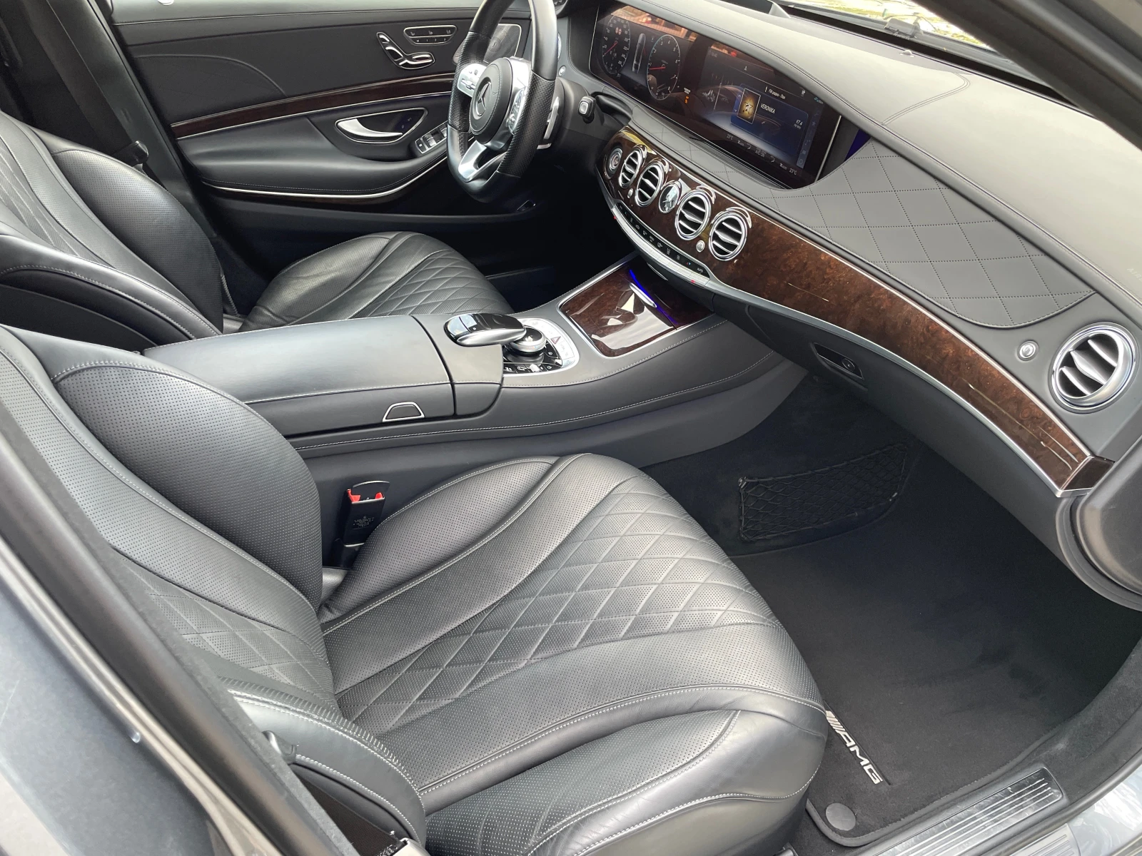 Mercedes-Benz S 560 AMG 4-Matic, снимка 10 - Автомобили и джипове - 54637856
