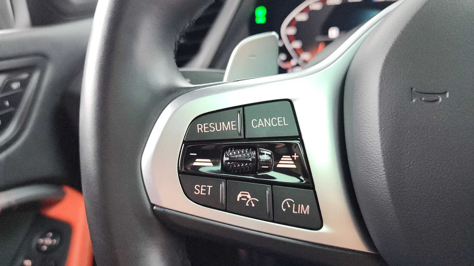 BMW M135 XDRIVE * 36O CAM* ПОДГРЕВ* ОБДУХ, снимка 9 - Автомобили и джипове - 54974381
