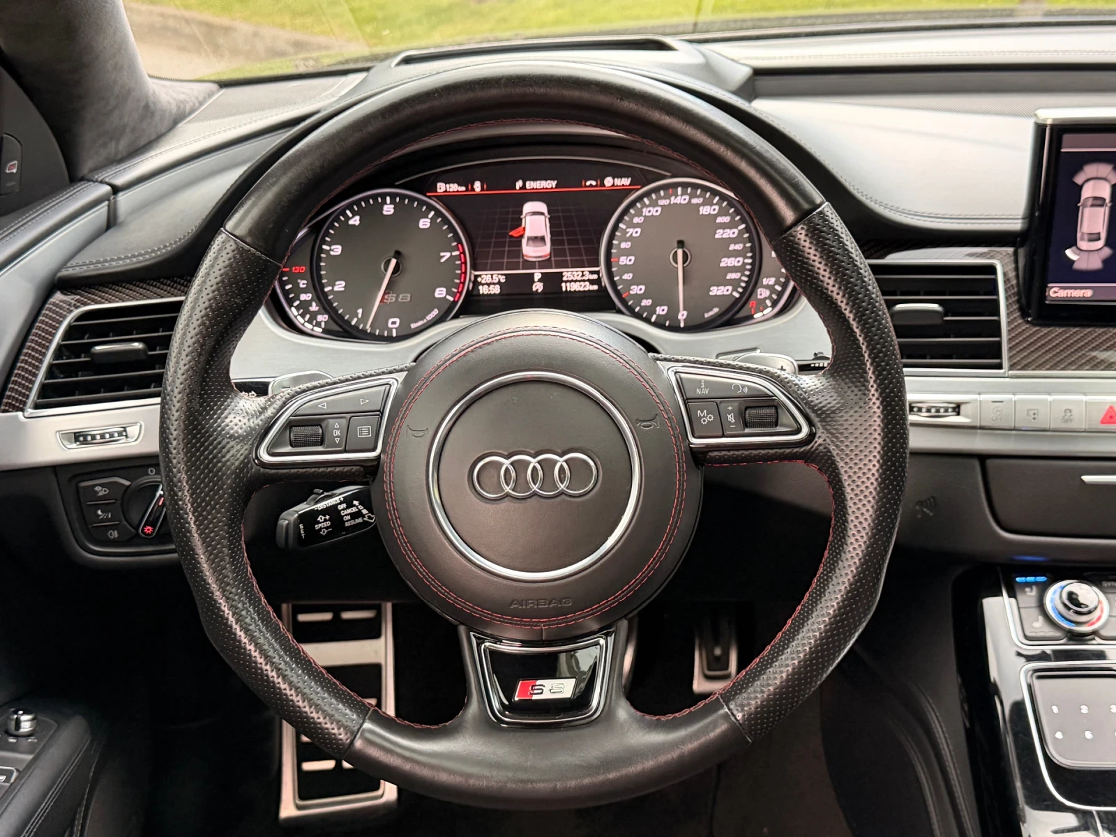 Audi S8 PLUS / CERAMIC BRAKES , снимка 13 - Автомобили и джипове - 55483817