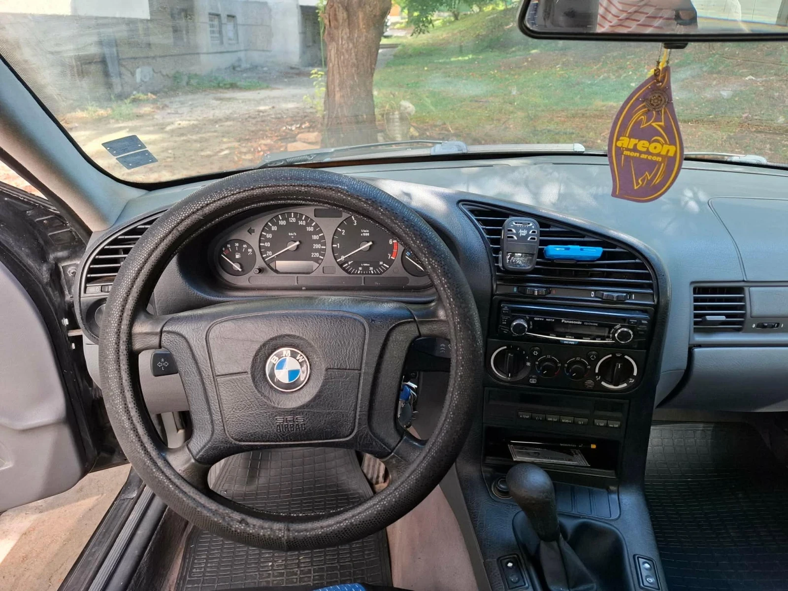 BMW 318, снимка 4 - Автомобили и джипове - 55912594