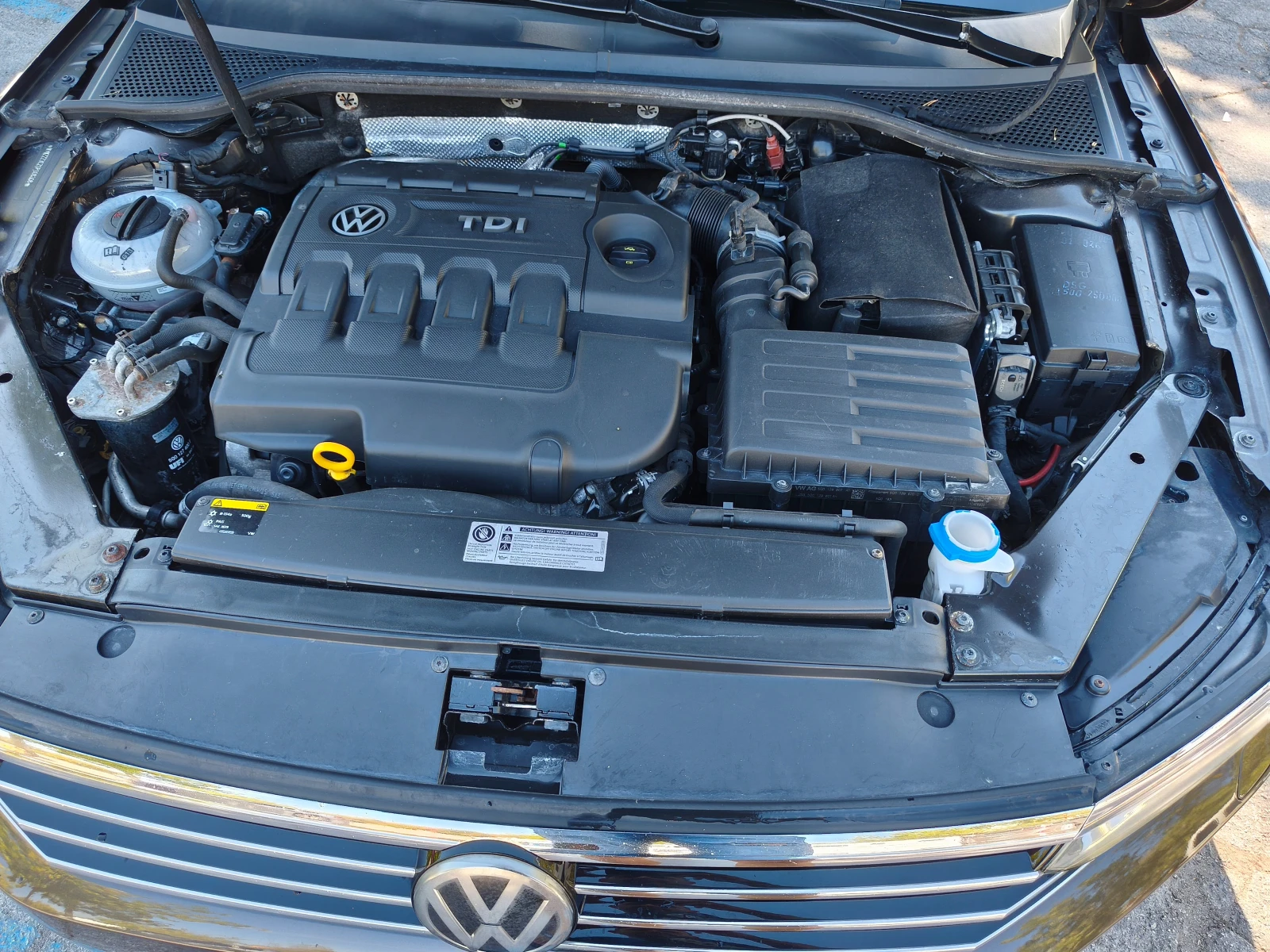 VW Passat 2.0TDi 140ps, снимка 9 - Автомобили и джипове - 56021704