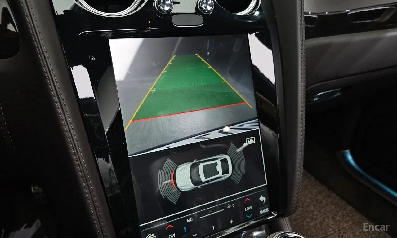 Bentley Flying Spur  6.0 Speed/ПОДГРЕВ/МАСАЖИ/ФИНАНСИРАНЕ, снимка 14 - Автомобили и джипове - 56131598