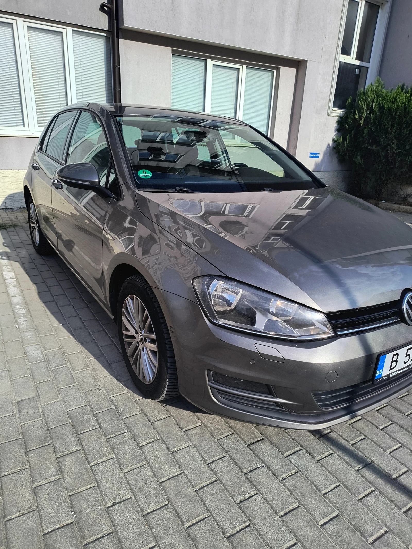VW Golf, снимка 2 - Автомобили и джипове - 56646132