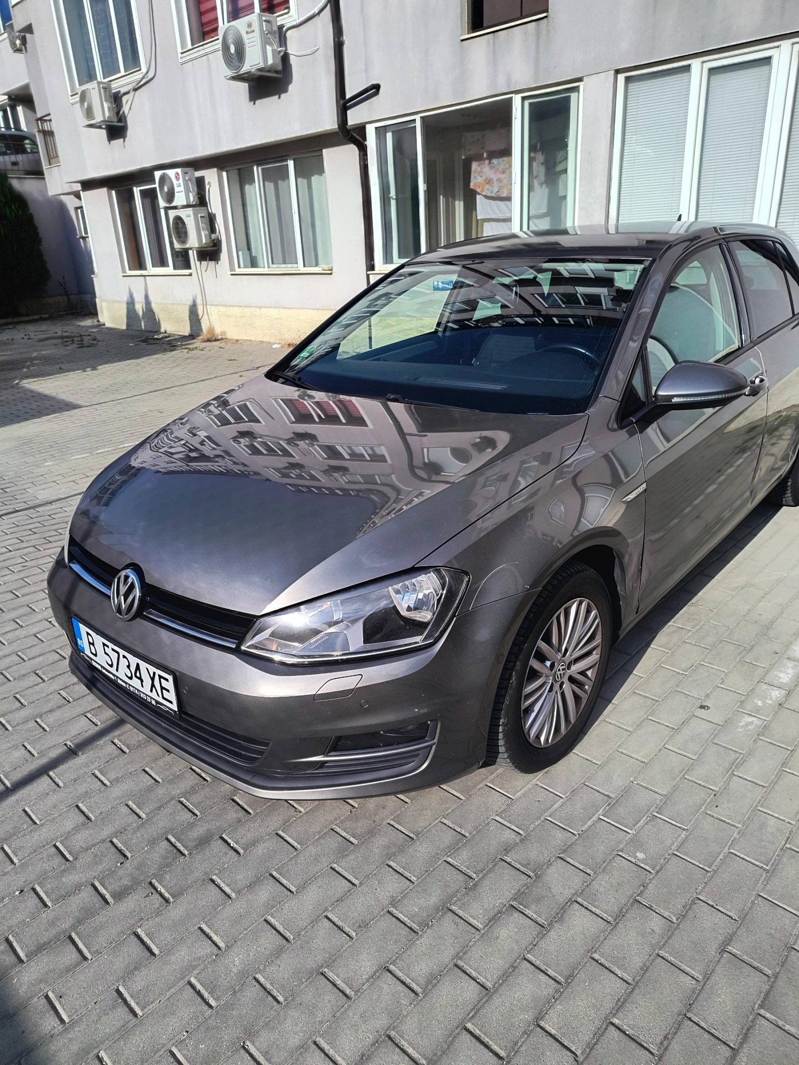 VW Golf