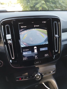Volvo XC40 R DESIGN, снимка 10