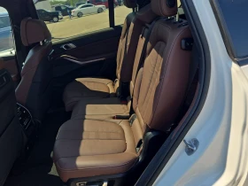 BMW X7 40I xDrive*   * (CARFAX) | Mobile.bg    11