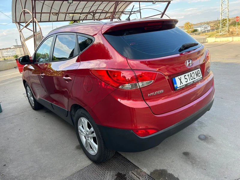 Hyundai IX35 1.7crdi, снимка 4 - Автомобили и джипове - 47303218