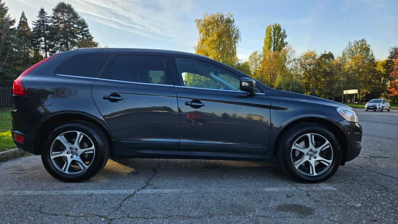 Volvo XC60 T6, 3000, 304кс. AWD, снимка 8 - Автомобили и джипове - 47737085