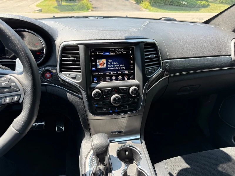 Jeep Grand cherokee SRT* CARFAX* АВТОФИНАНС* БЕЗ ПЪРВОНАЧАЛНА ВНОСКА*  - изображение 9