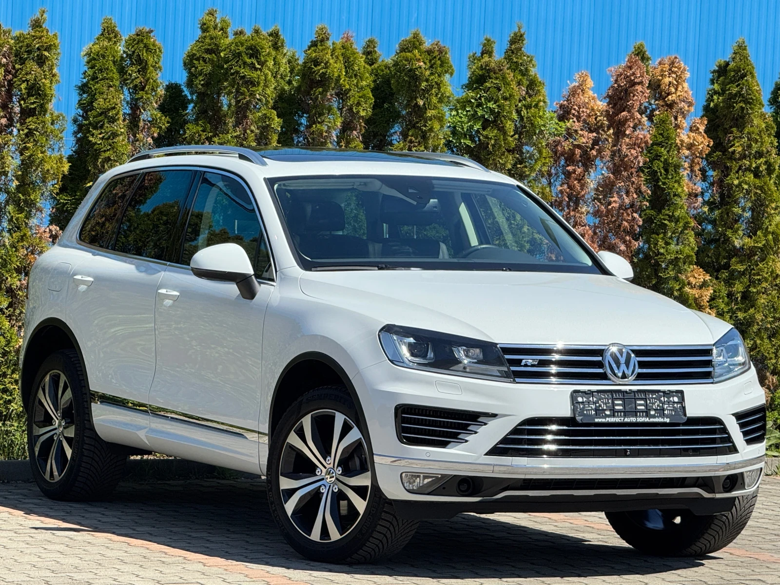 VW Touareg 3.0TDI-R-LINE-ПАНОРАМА-КАМЕРА360-ДИСТРОНИК-УНИКАТ - изображение 6