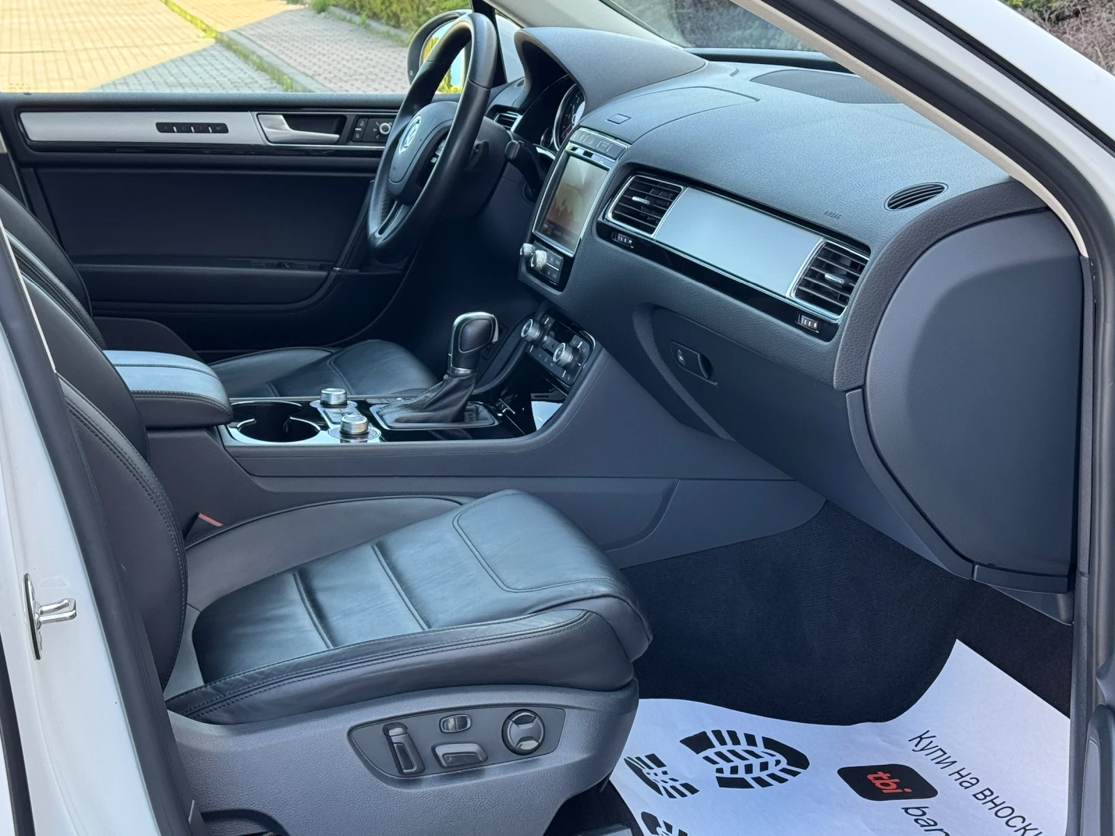 VW Touareg 3.0TDI-R-LINE--360-- | Mobile.bg   15