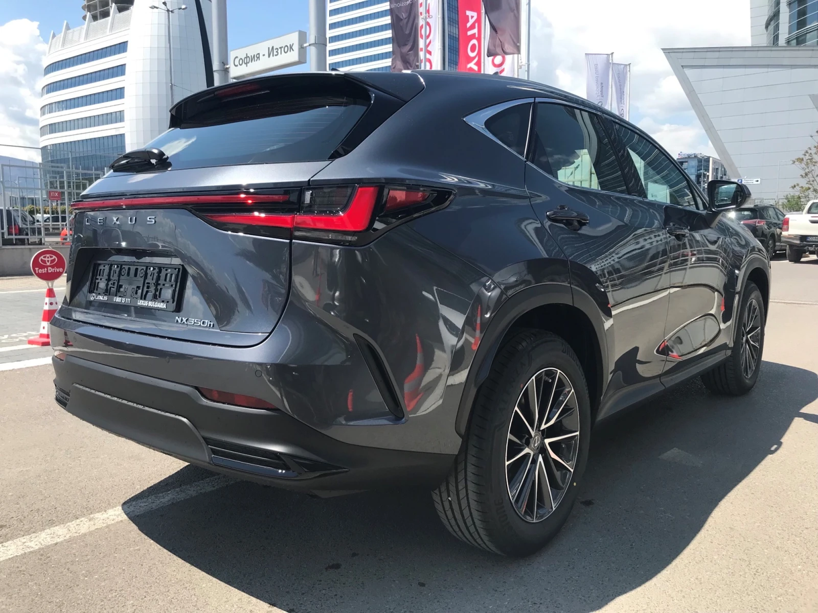 Lexus NX 0km НОВ, от 680 лв/мес. 10 години гаранция - изображение 7