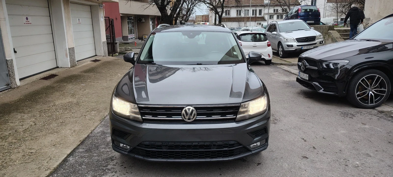 VW Tiguan, снимка 7 - Автомобили и джипове - 53705410