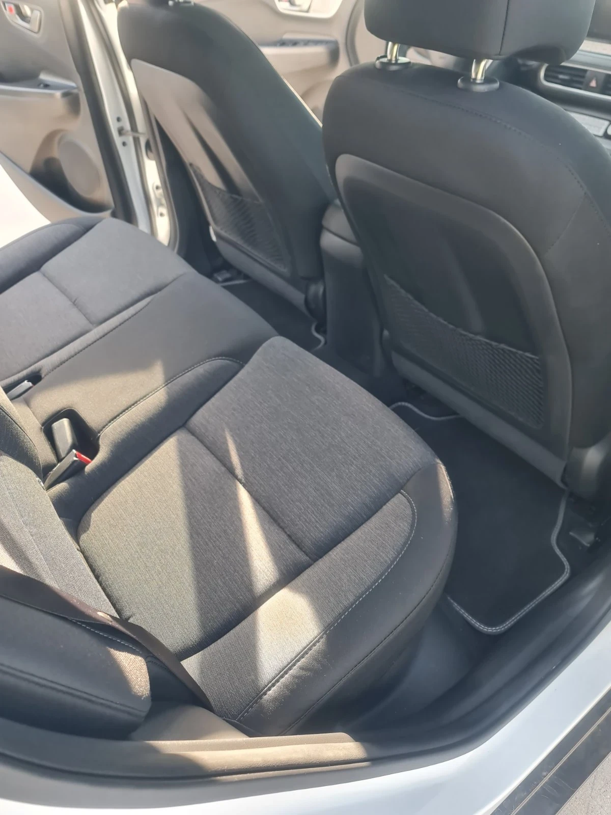 Hyundai Kona Електрически, снимка 12 - Автомобили и джипове - 54562775