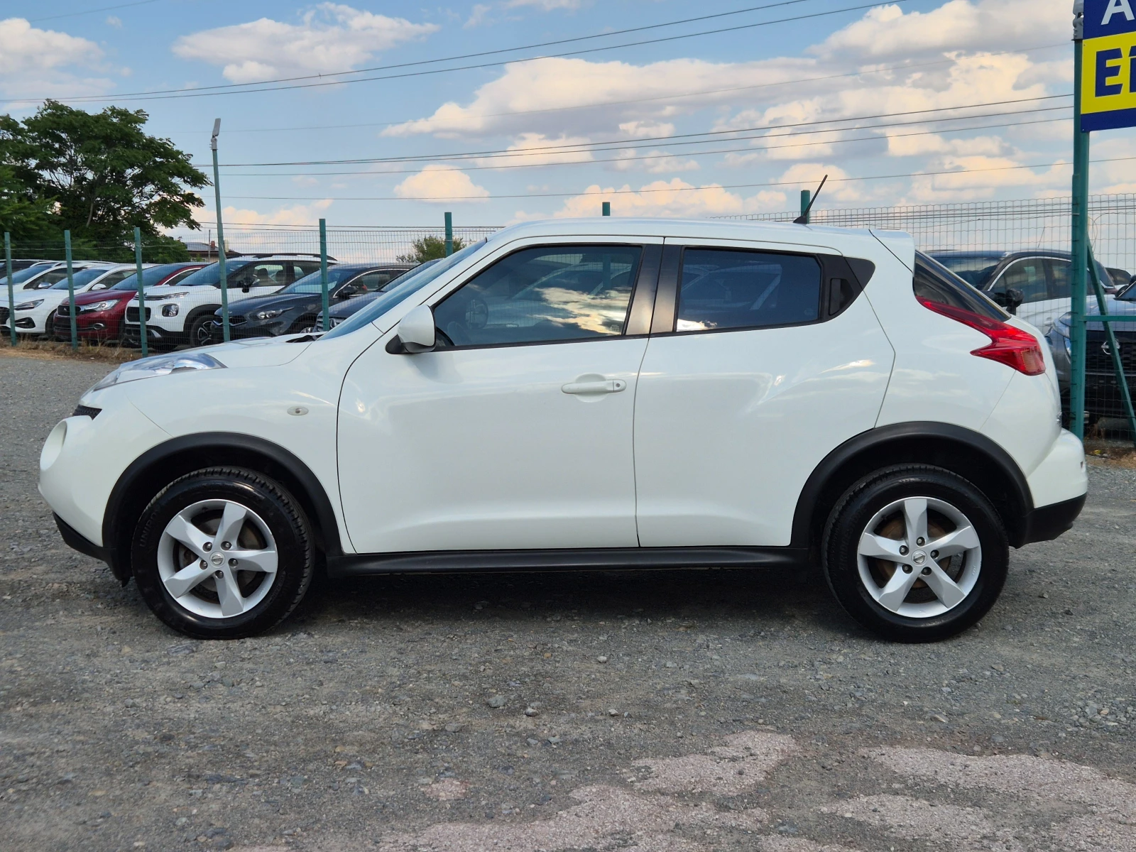 Nissan Juke 1.6i 94кс, снимка 2 - Автомобили и джипове - 55155836