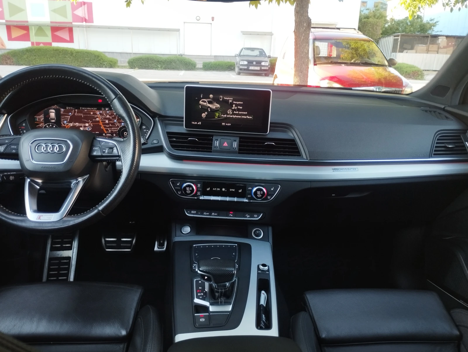 Audi Q5 2.0 TFSI, снимка 7 - Автомобили и джипове - 55629413