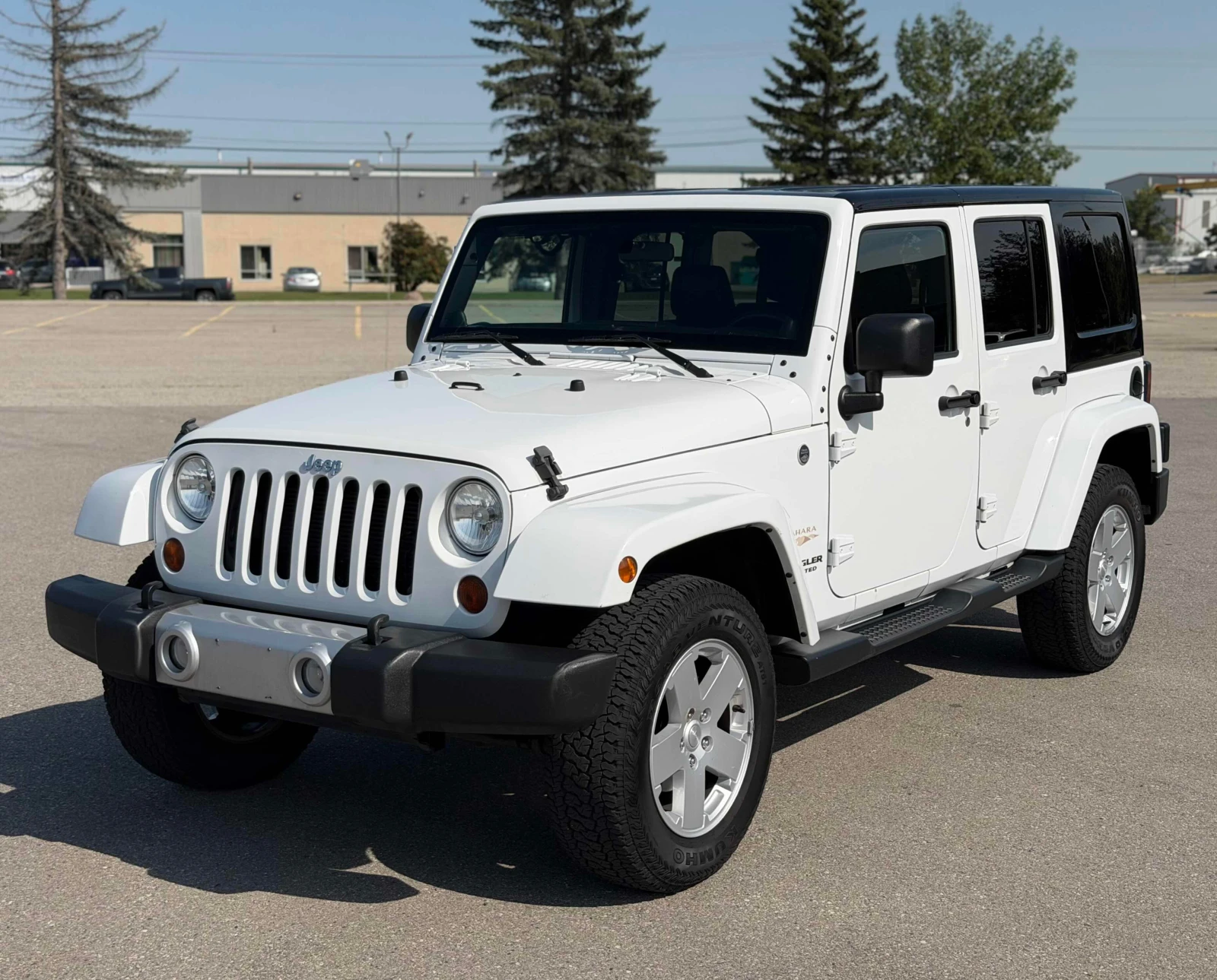 Jeep Wrangler Sahara * CARFAX * ПОДГРЕВ * АВТОКРЕДИТ * , снимка 10 - Автомобили и джипове - 56133095