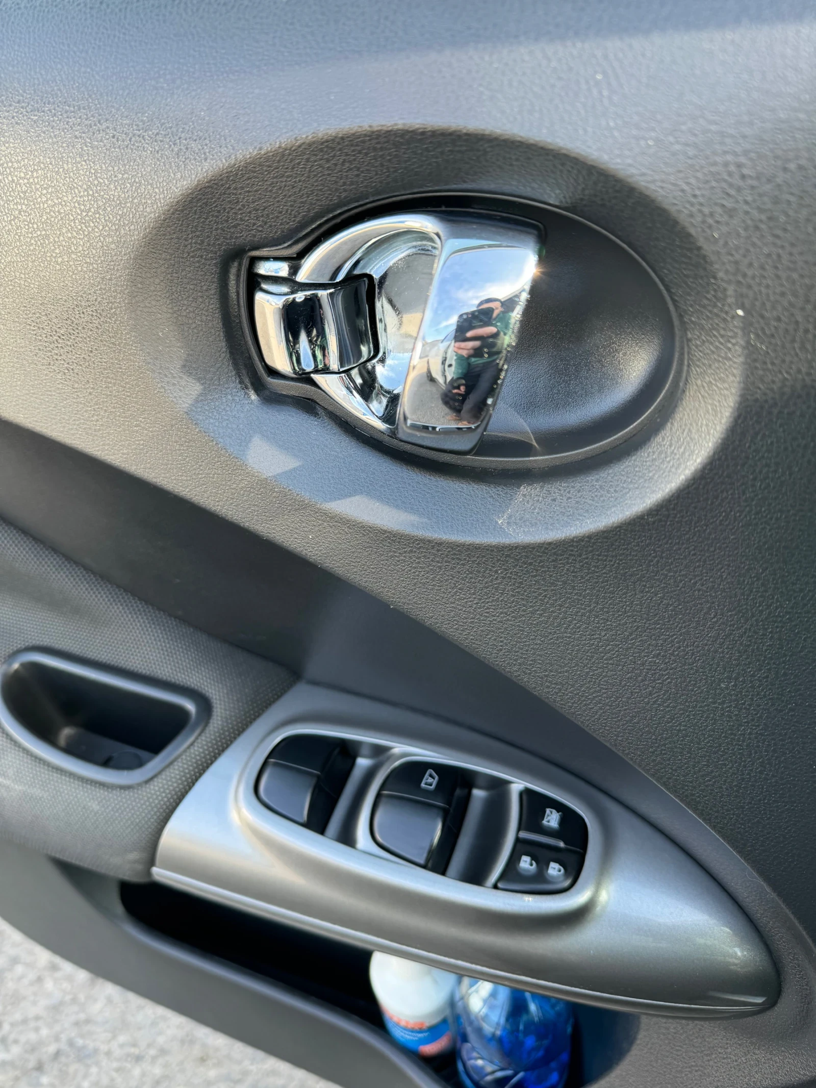 Nissan Juke 1.6, снимка 12 - Автомобили и джипове - 56255455