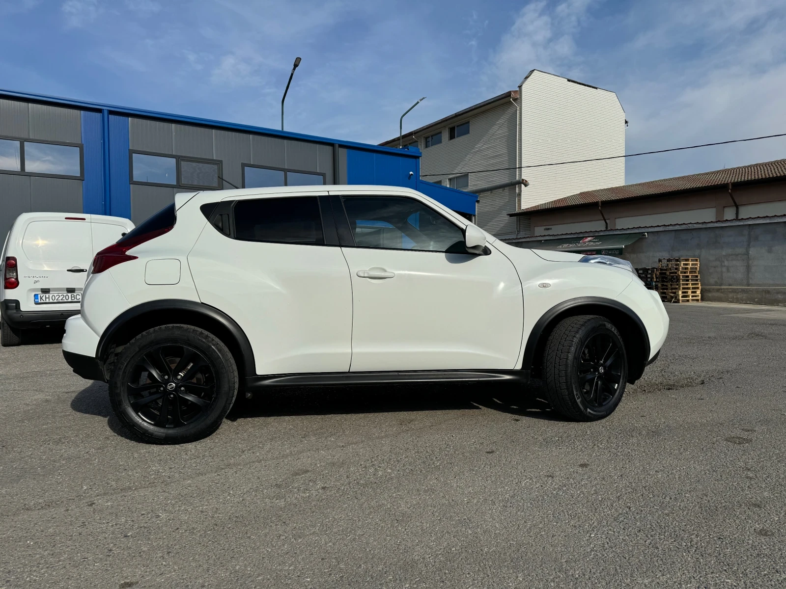 Nissan Juke 1.6, снимка 5 - Автомобили и джипове - 56255455