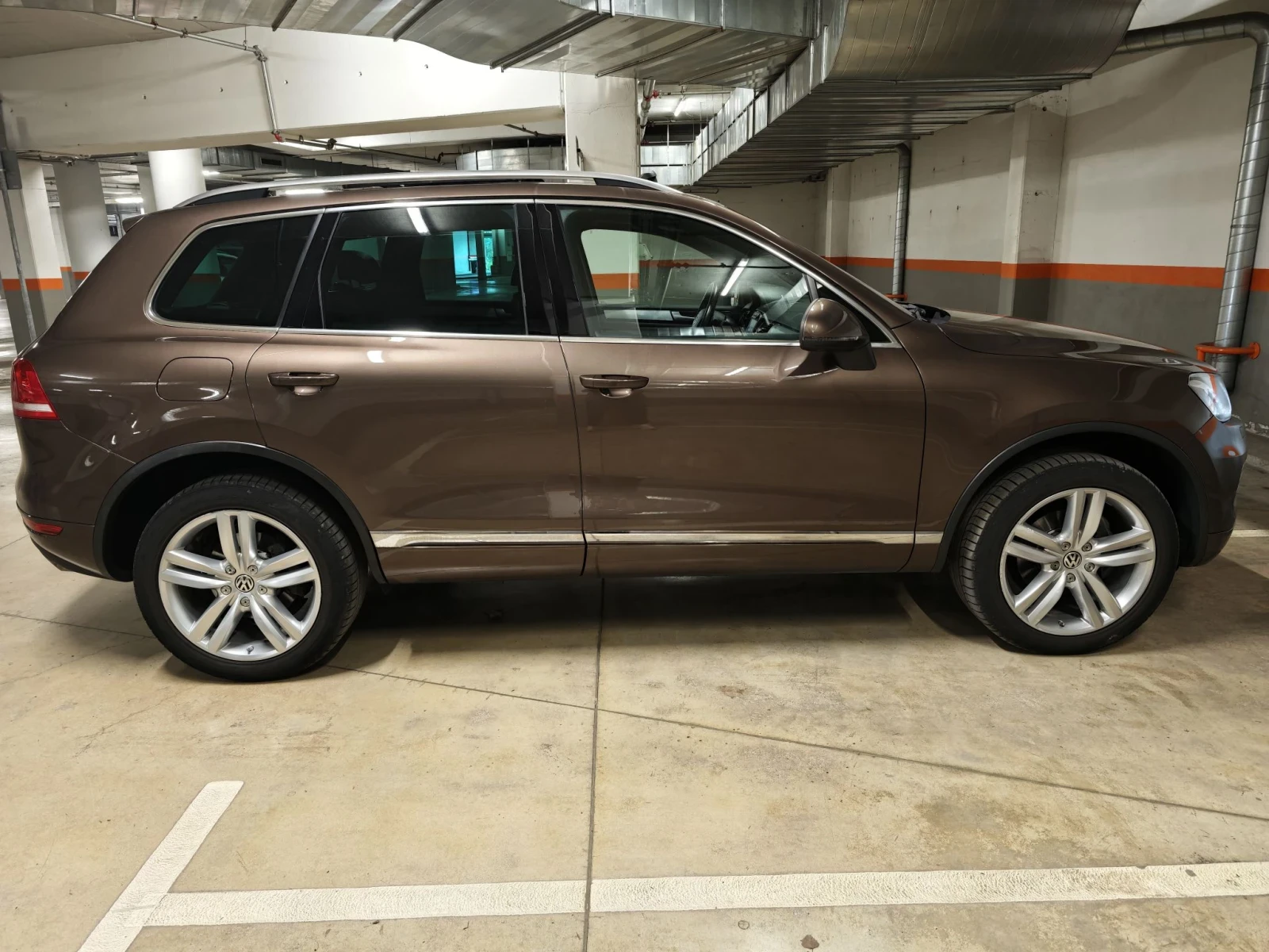 VW Touareg Пълна серв.историв VW* На пружини, снимка 5 - Автомобили и джипове - 56288269