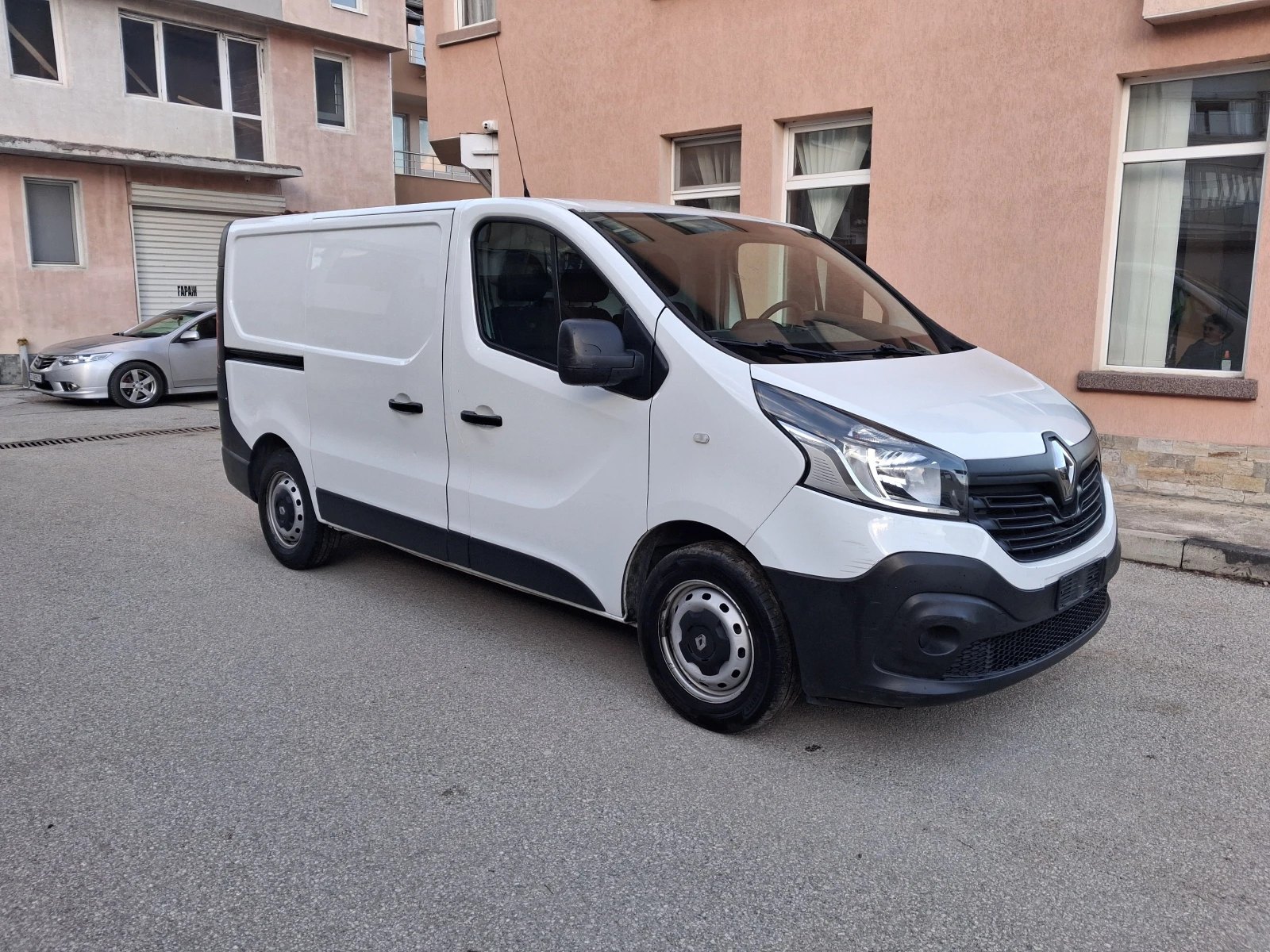 Renault Trafic CDTI - изображение 2