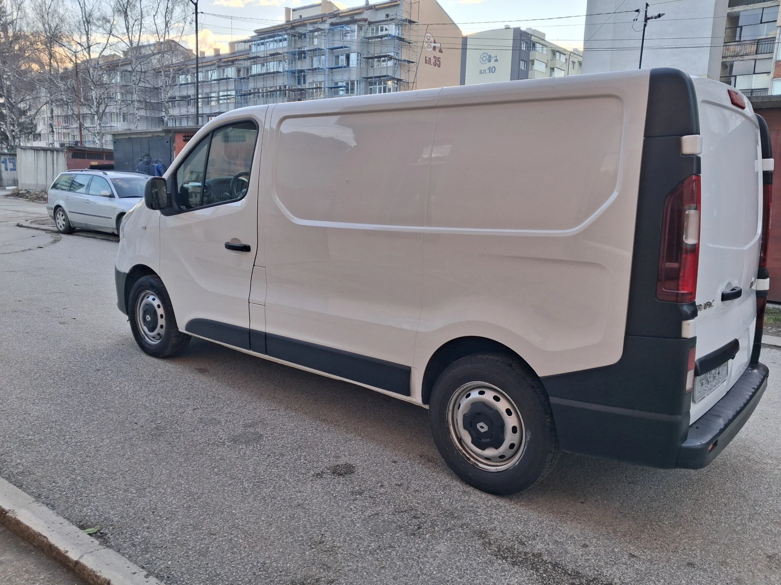 Renault Trafic CDTI - изображение 7