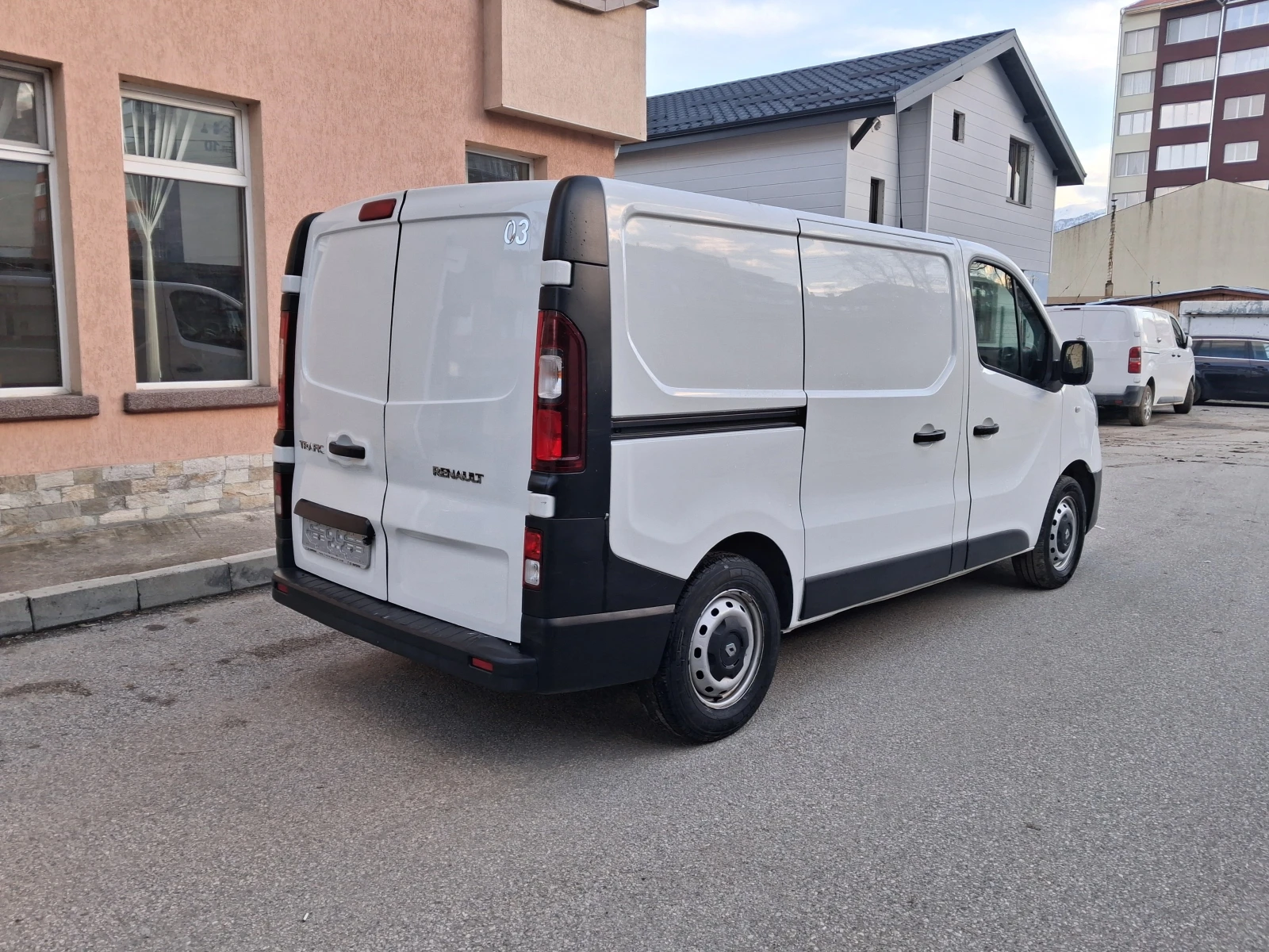 Renault Trafic CDTI - изображение 4