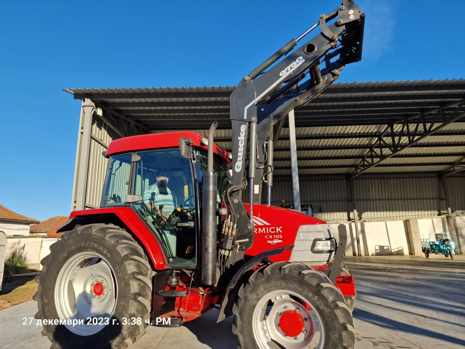 Трактор CASE IH McCormick CX105  - изображение 3