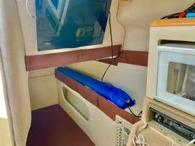 Моторна яхта Larson Larson 254 Cabrio, снимка 12