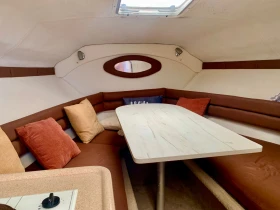 Моторна яхта Larson Larson 254 Cabrio, снимка 10