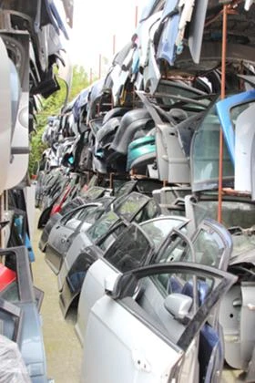 ВРАТИ, ПРЕДНИ И ЗАДНИ КАПАЦИ , снимка 1