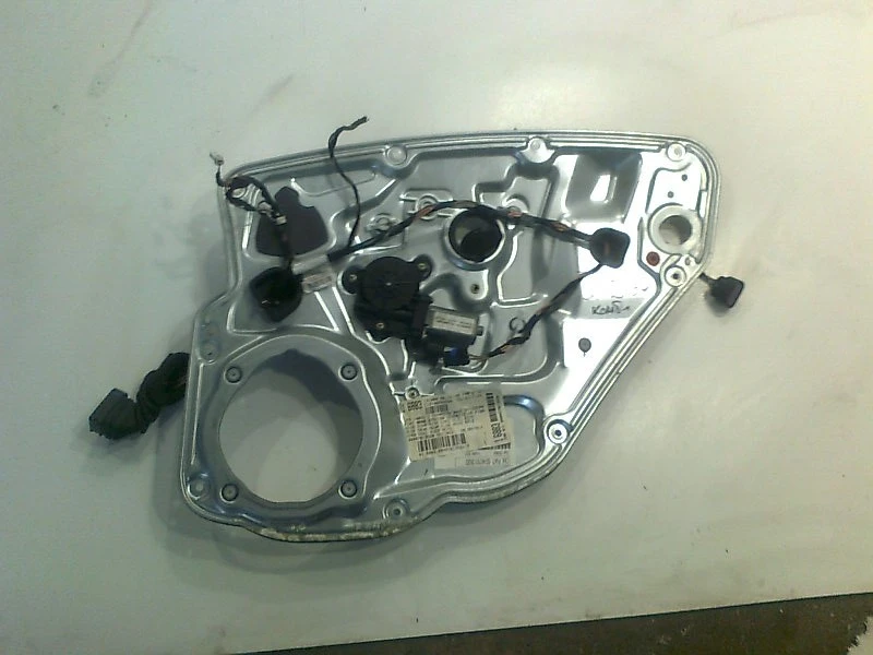 ел.машинка задно дясно стъкло за Фиат Стило 1.9 16v,стъклоповдигач