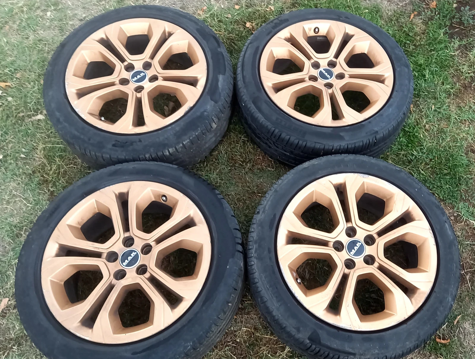 ���� � ������ 225/50R18 | Mobile.bg � ����������� 1