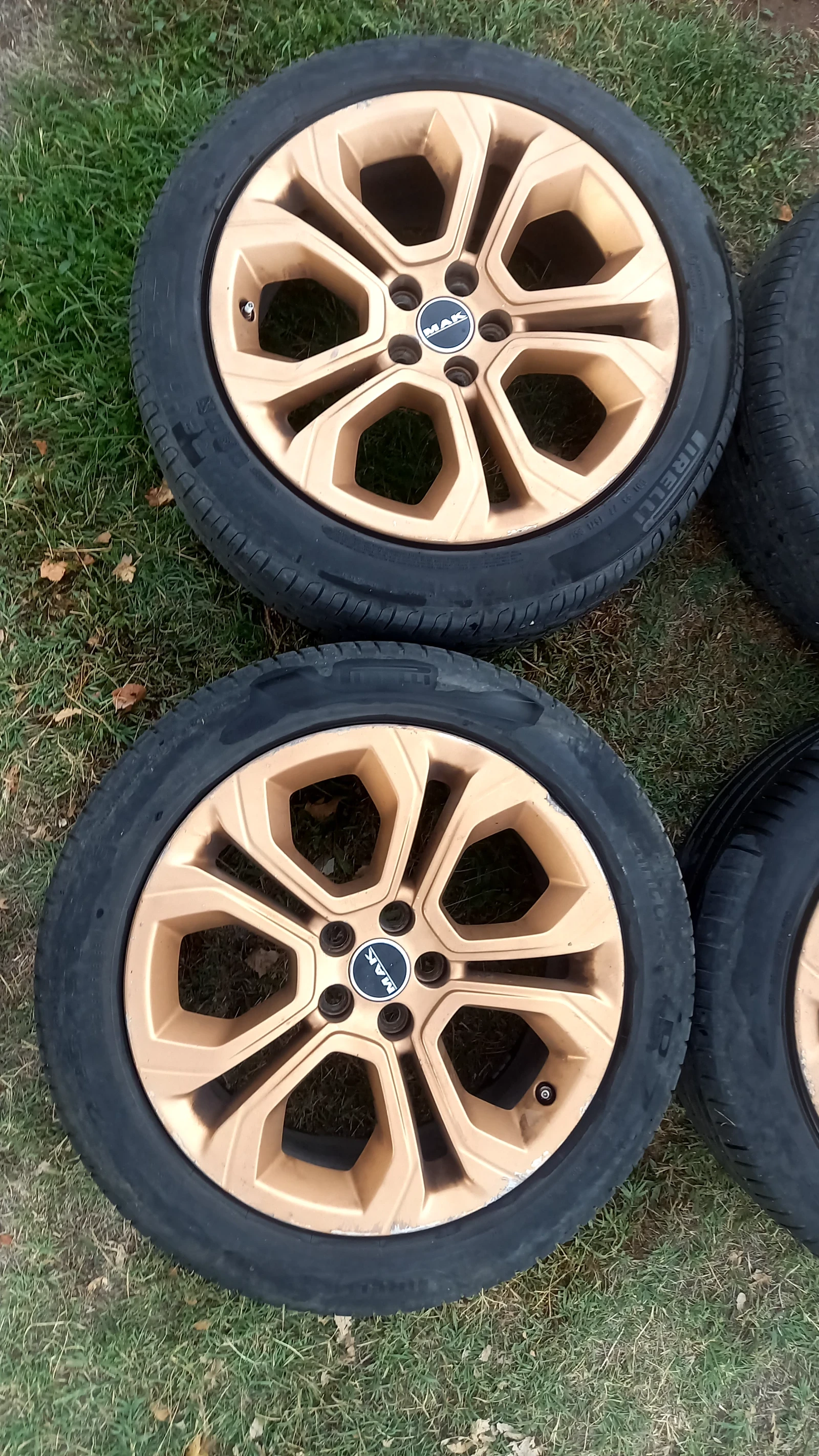 ���� � ������ 225/50R18 | Mobile.bg � ����������� 3