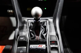 Honda Civic Type R, снимка 17