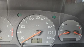 Volvo V40 1.8 i, снимка 15