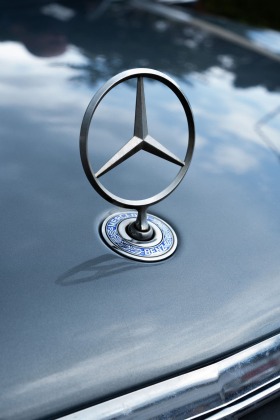Mercedes-Benz C 220, снимка 13 - Автомобили и джипове - 45744132