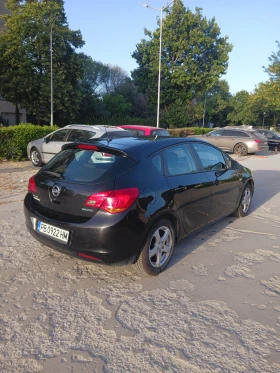 Opel Astra J 1.3 DTE 95hp, снимка 2