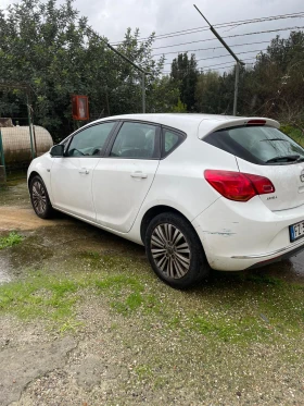Opel Astra 1.6CDTI NAVIкожа - 2450 € / 4791.78 лв. - 57576783 4