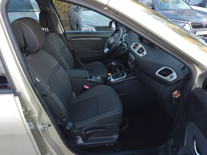 Renault Grand scenic 1.5 DCI/6+ 1 Места/NAVI, снимка 10 - Автомобили и джипове - 47905374